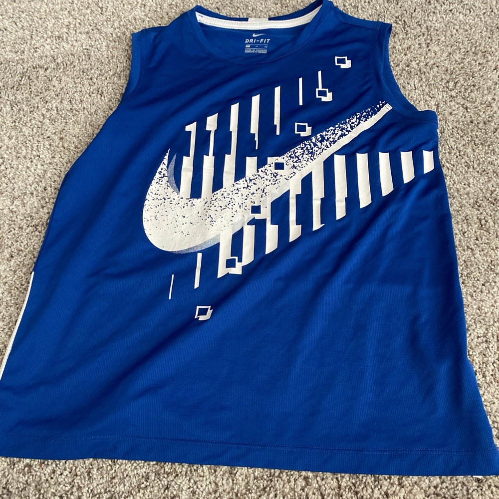 Nike Boys Tank